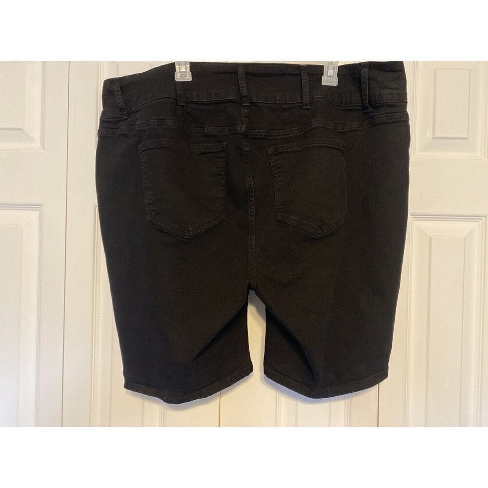 Bloomchic Jean Shorts Very Stretchy High Rise Black Denim Plus Size 24 - Picture 3 of 8
